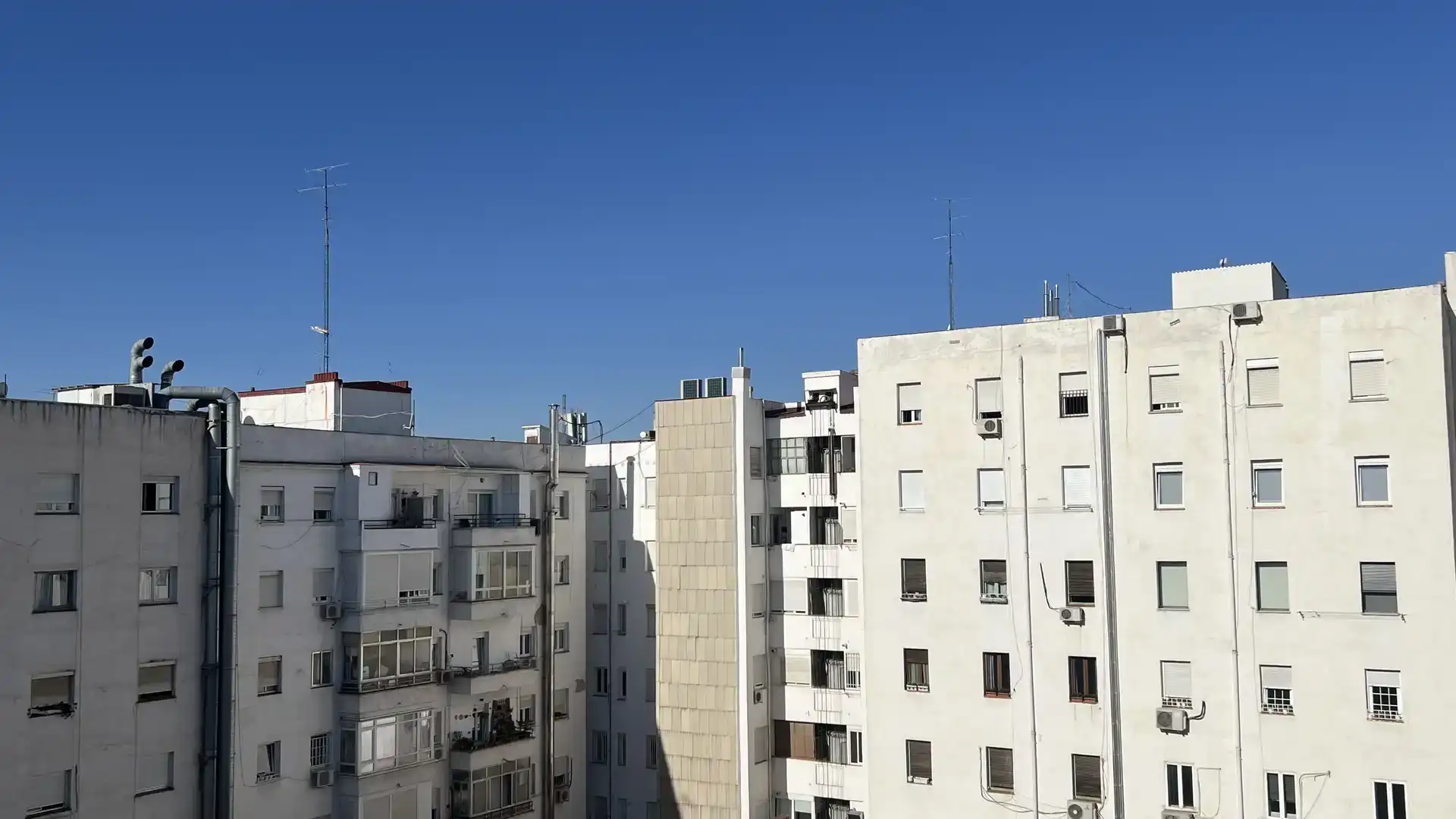 Vista exterior de Pis en venda en  Madrid Capital amb Aire condicionat