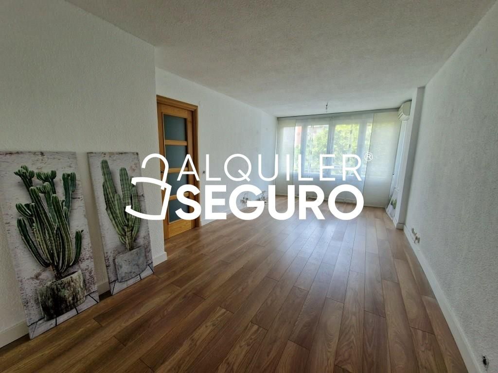 Sala d'estar de Pis de lloguer en Móstoles amb Aire condicionat, Calefacció i Traster