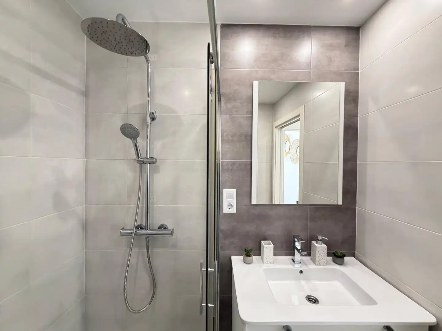 Baño de Ático en venta en Torrevieja con Aire acondicionado, Calefacción y Amueblado