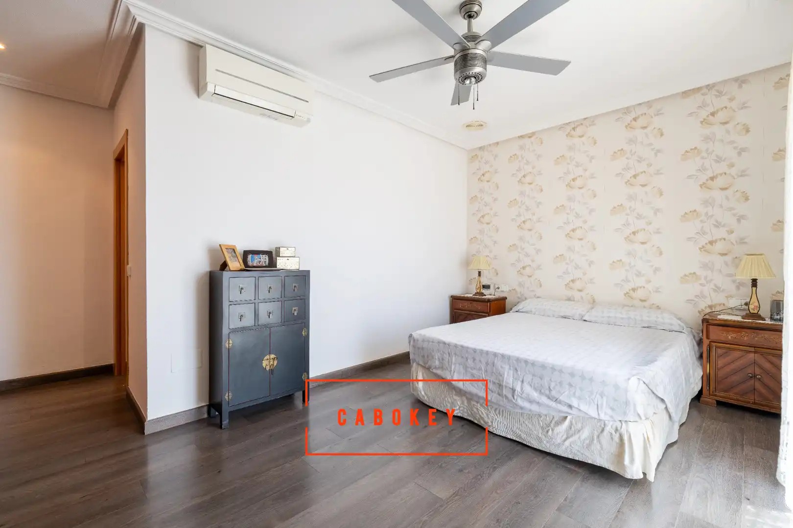 Habitación de Casa o chalet en venta en Huércal de Almería con Aire acondicionado, Calefacción y Jardín privado
