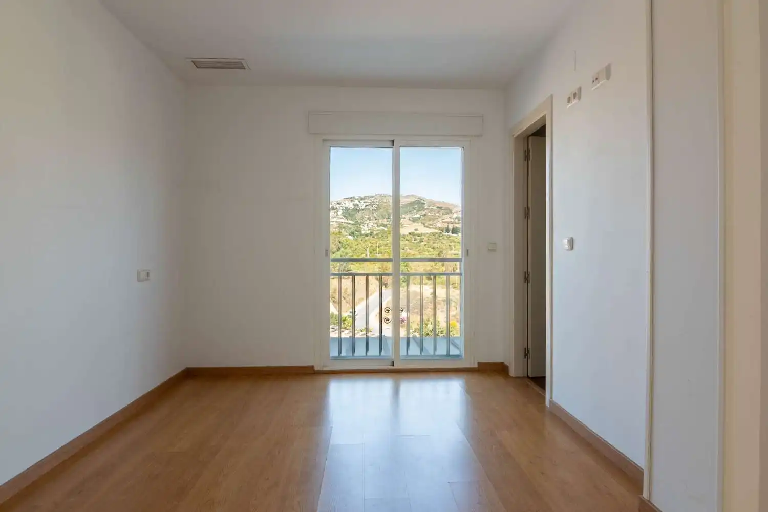Habitación de Apartamento en venta en Salobreña con Aire acondicionado y Terraza