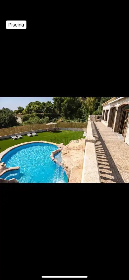 Piscina de Casa o xalet en venda en Benalmádena amb Aire condicionat, Jardí privat i Terrassa