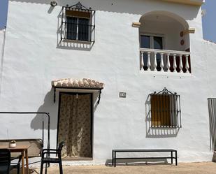 Außenansicht von Wohnung miete in Almogía mit Terrasse