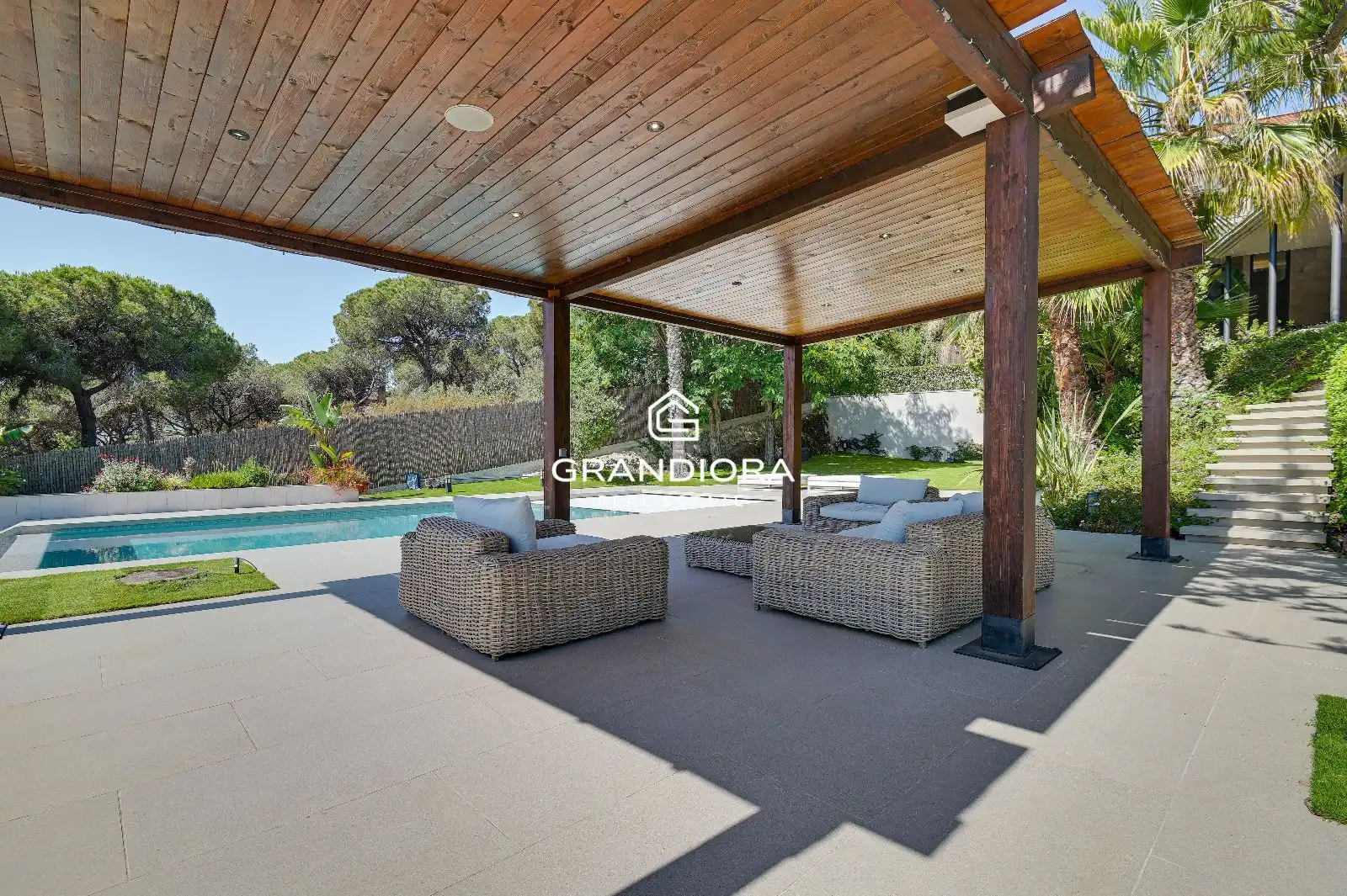 Detached house with pool for sale in Calle de Sant Mateu, imagen 4