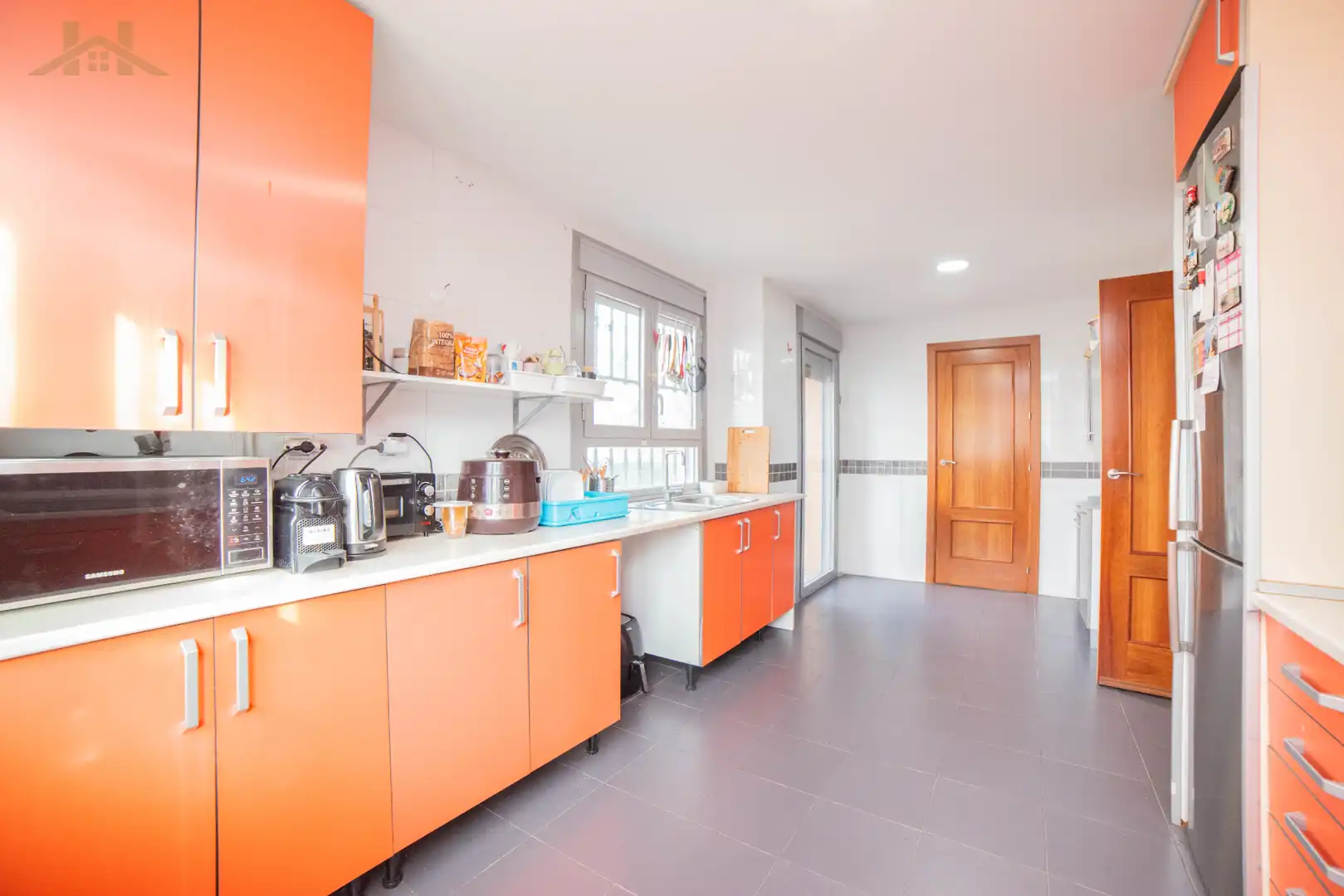 Cocina de Casa o chalet en venta en Arroyomolinos (Madrid) con Aire acondicionado, Calefacción y Jardín privado