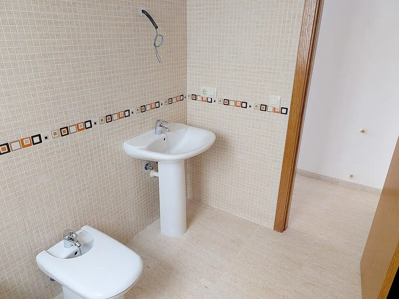 Bany de Pis en venda en Ulldecona amb Balcó