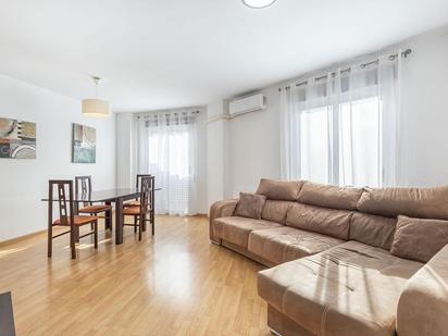 Living room of Flat for sale in Cúllar Vega  with Air Conditioner and Heating