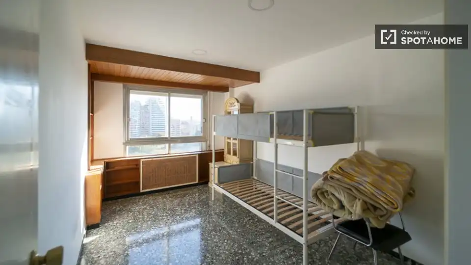 Wohnung mit Terrasse zur Miete in Quatre Carreres, imagen 10