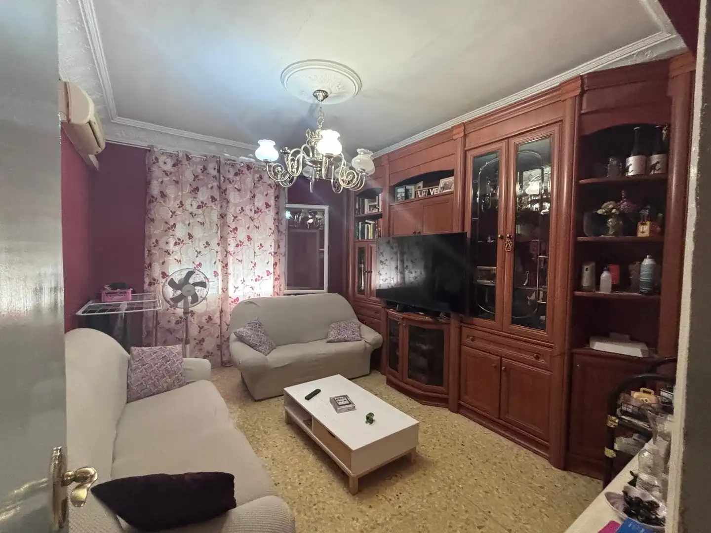 Sala de estar de Apartamento en venta en Calahorra con Calefacción, Amueblado y Lavadora