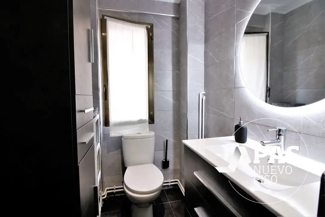 Bathroom of Flat for sale in Santander  with Heating