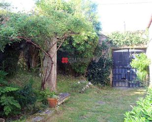 Jardí de Finca rústica en venda en Moraña amb Terrassa, Piscina i Balcó