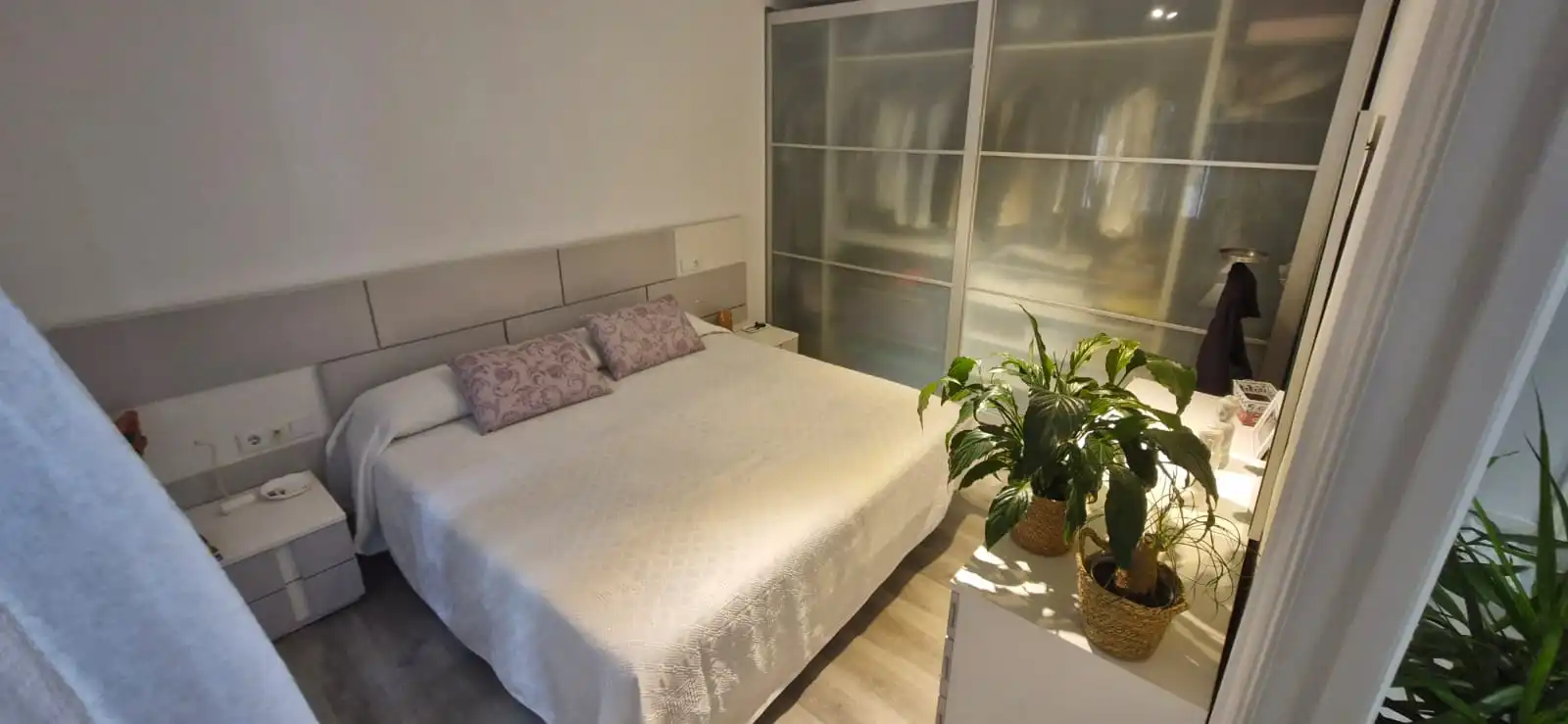 Dormitori de Pis en venda en Mataró amb Aire condicionat, Parquet i Balcó