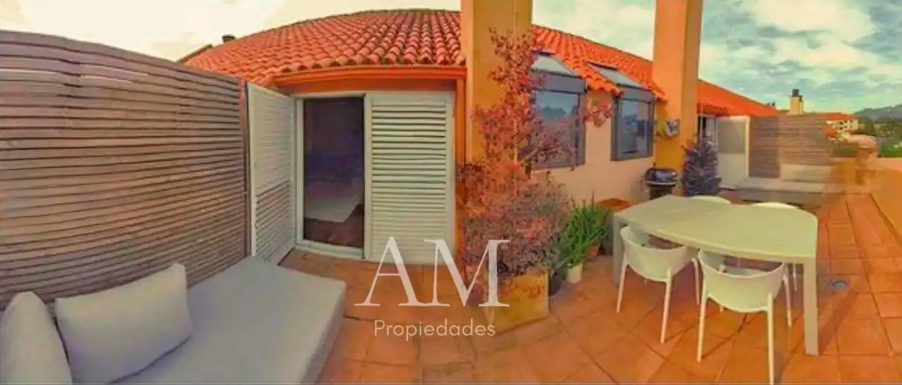 Terraza de Dúplex en venta en Nigrán con Calefacción, Terraza y Trastero