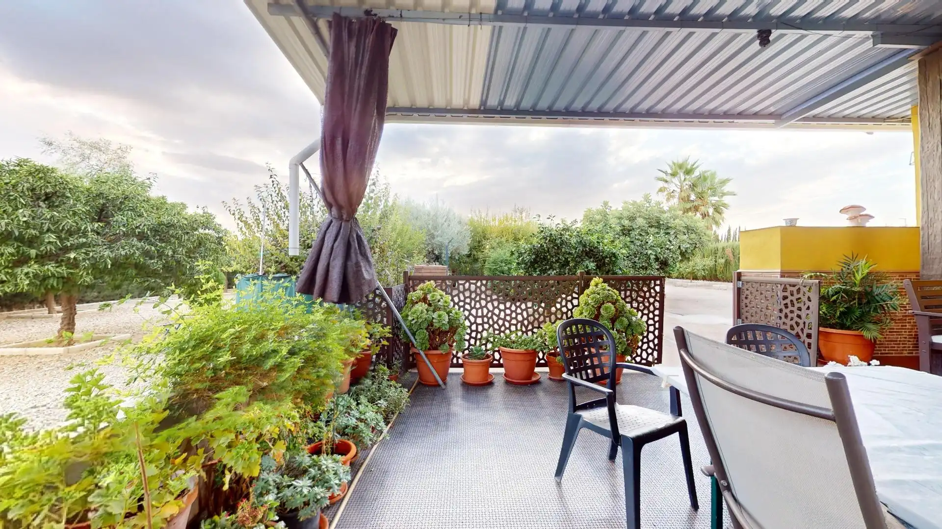 Terraza de Casa o chalet en venta en Córdoba con Aire acondicionado, Calefacción y Jardín privado