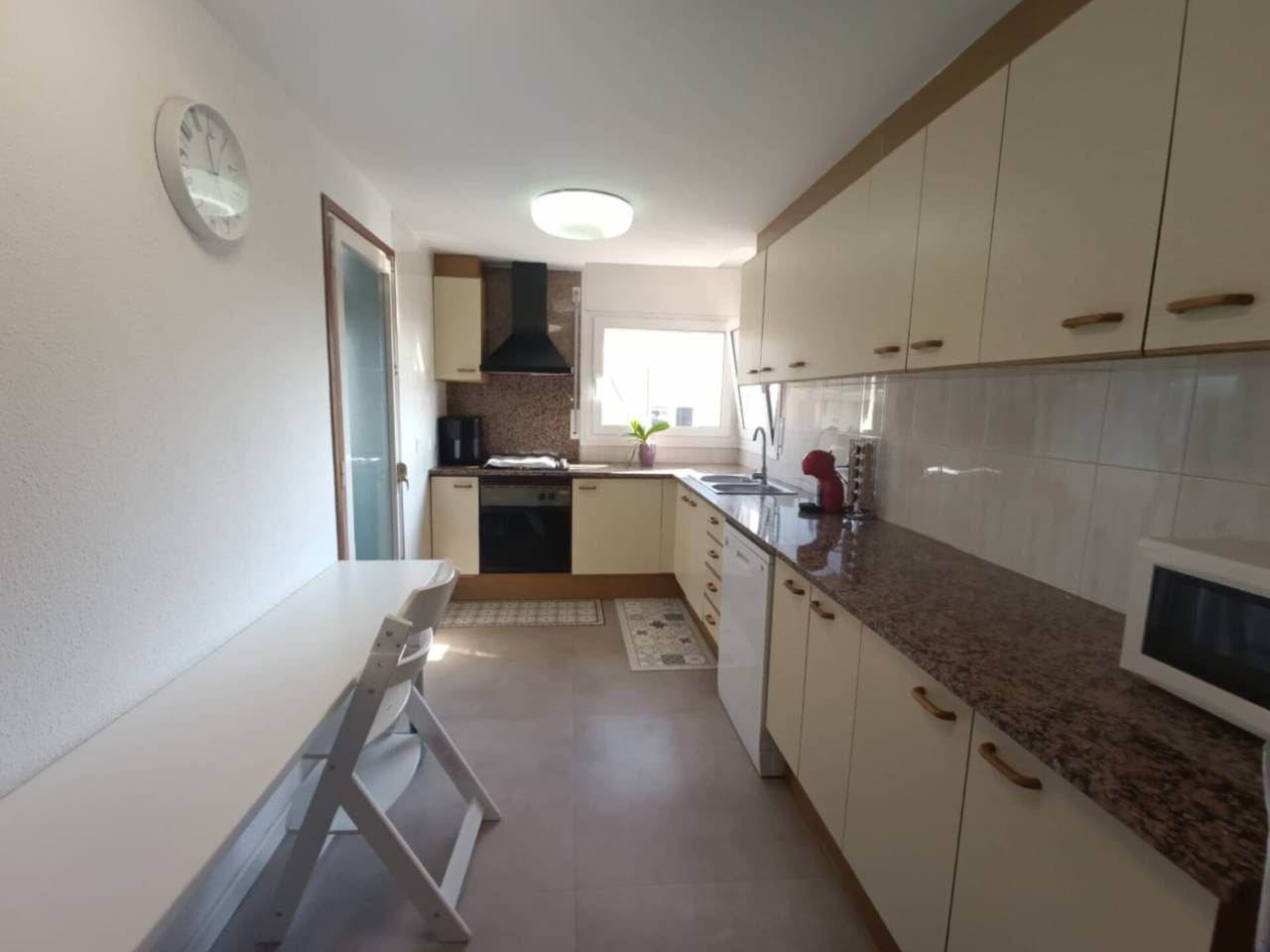 Kitchen of Flat for sale in Salt  with Air Conditioner, Heating and Parquet flooring