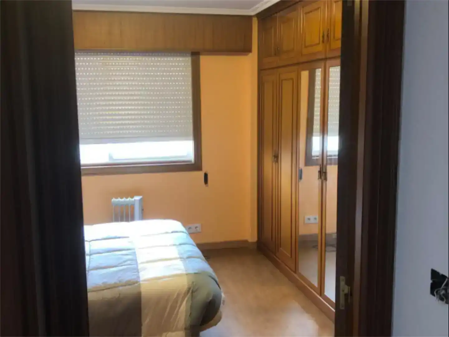 Habitación de Piso de alquiler en Curtis con Amueblado