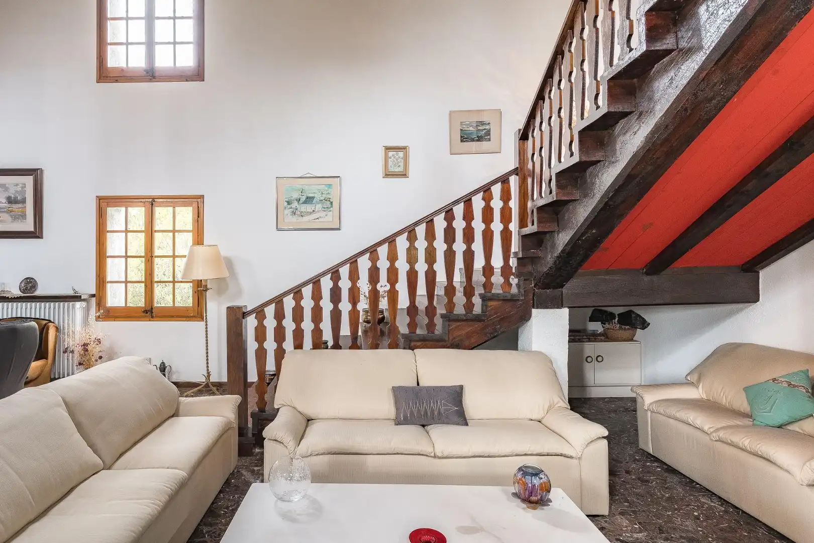 Sala de estar de Casa o chalet en venta en Cabanelles con Calefacción, Terraza y Balcón