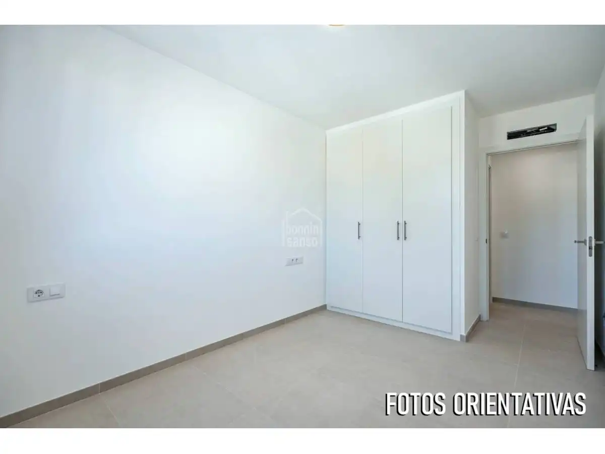 Dormitori de Apartament en venda en Sant Lluís amb Terrassa
