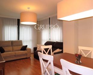 Living room of Flat to rent in Nigrán  with Terrace and Swimming Pool