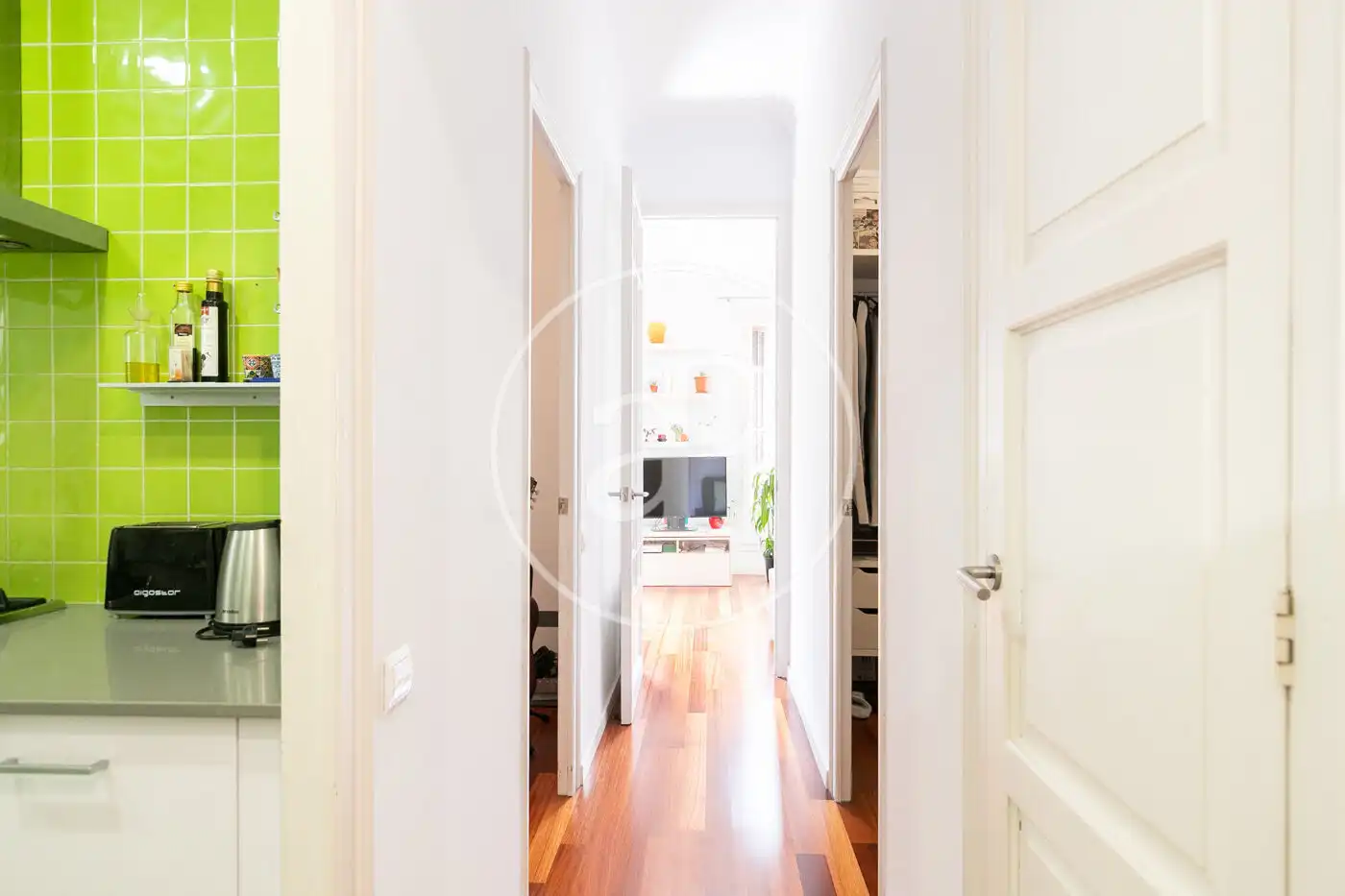 Piso en venta en Barcelona con Calefacción, Amueblado y Balcón