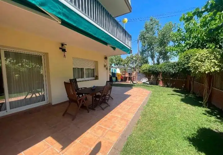 Flat with garden for sale in Carrer del Joncar, imagen 5
