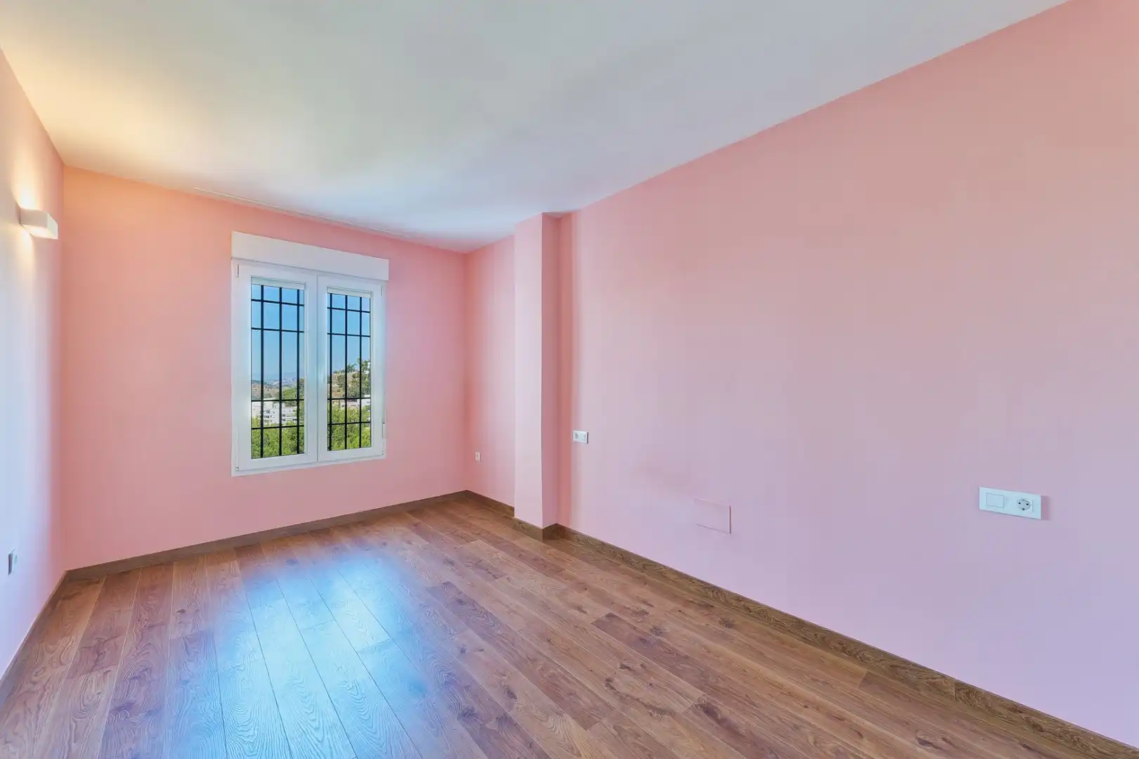 Habitación de Casa o chalet en venta en Málaga con Aire acondicionado, Calefacción y Jardín privado