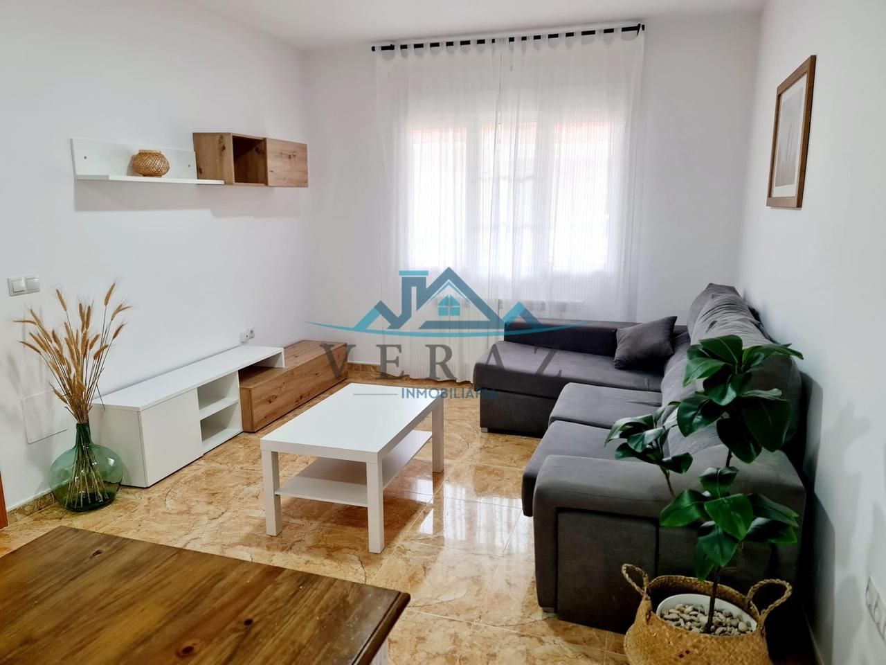 Living room of Single-family semi-detached to rent in Lucillos  with Heating, Private garden and Furnished
