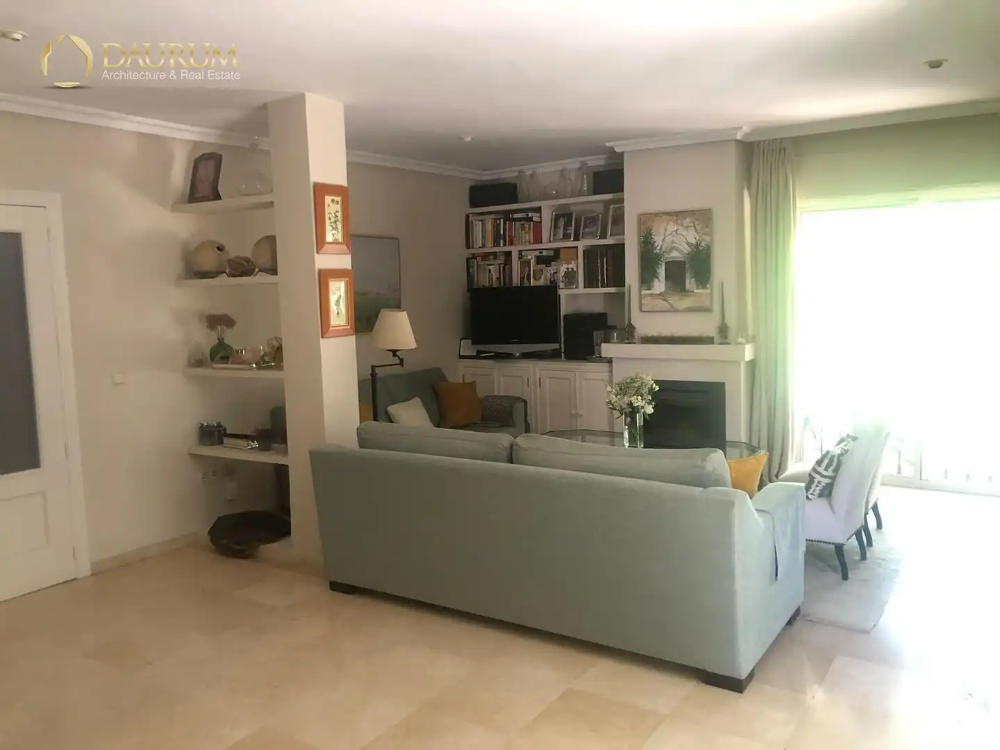 Sala de estar de Casa o chalet en venta en Mairena del Aljarafe con Aire acondicionado, Calefacción y Terraza