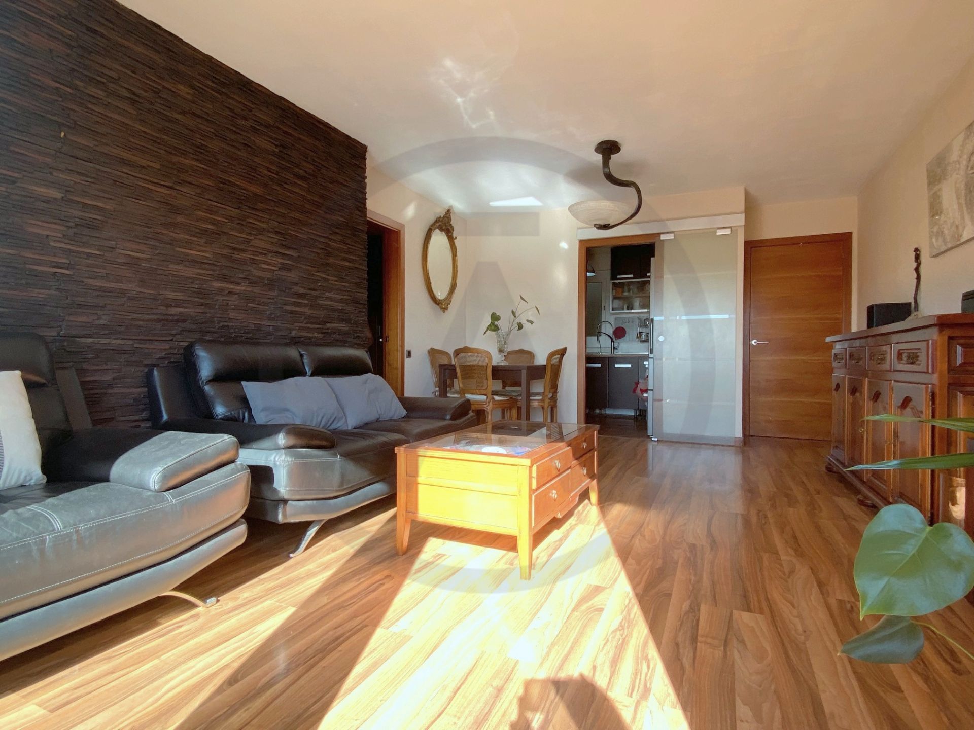 Sala d'estar de Pis en venda en Terrassa amb Aire condicionat, Calefacció i Parquet
