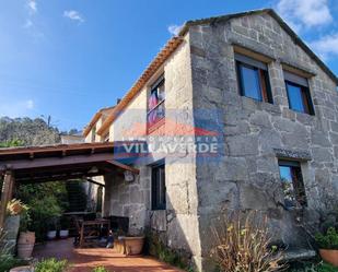 Exterior view of House or chalet for sale in Cangas   with Heating, Storage room and Furnished