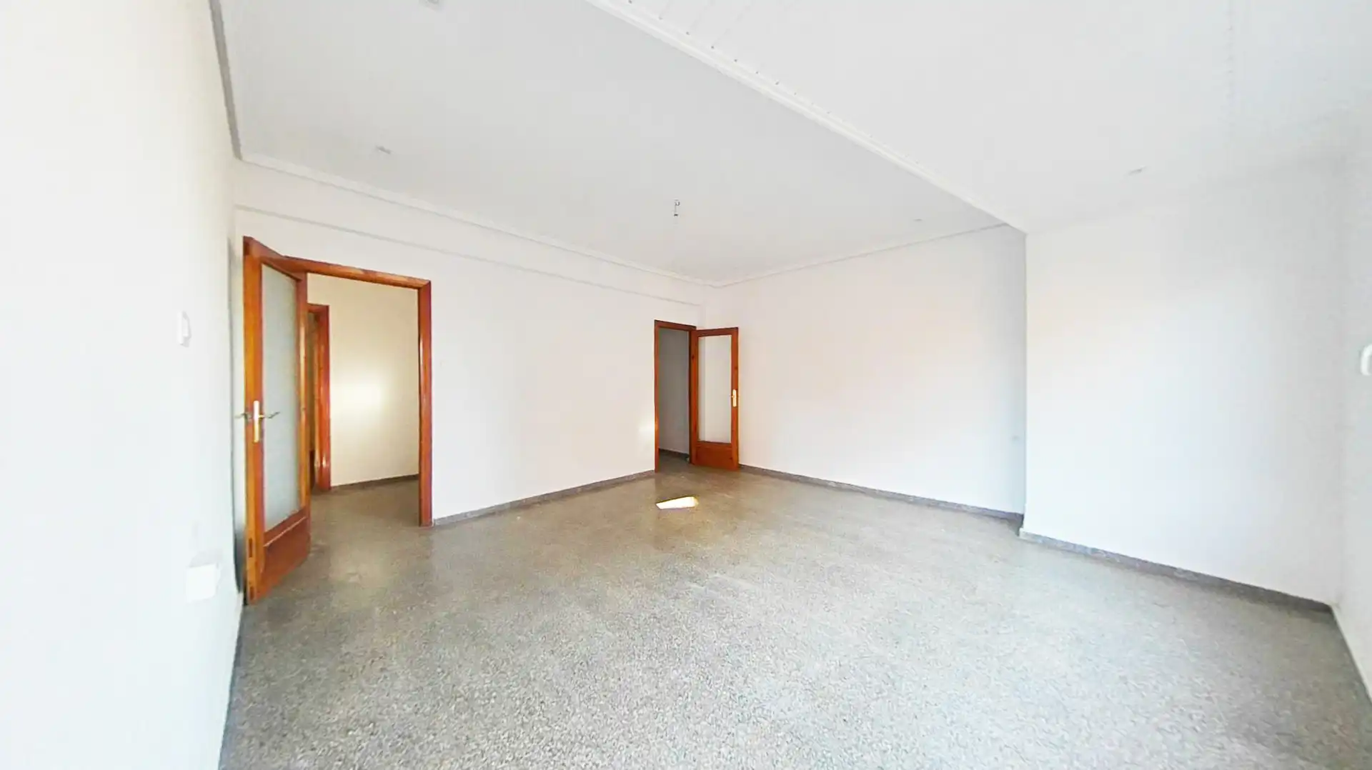 Piso en venta en C/ Gomez Ferrer, Zona La Ermita
