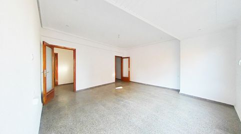 Foto 4 de Piso en venta en C/ Gomez Ferrer, Zona La Ermita, Torrent