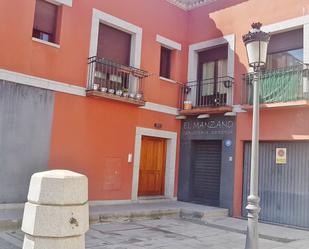 Vista exterior de Local en venda en Robledo de Chavela amb Aire condicionat i Terrassa