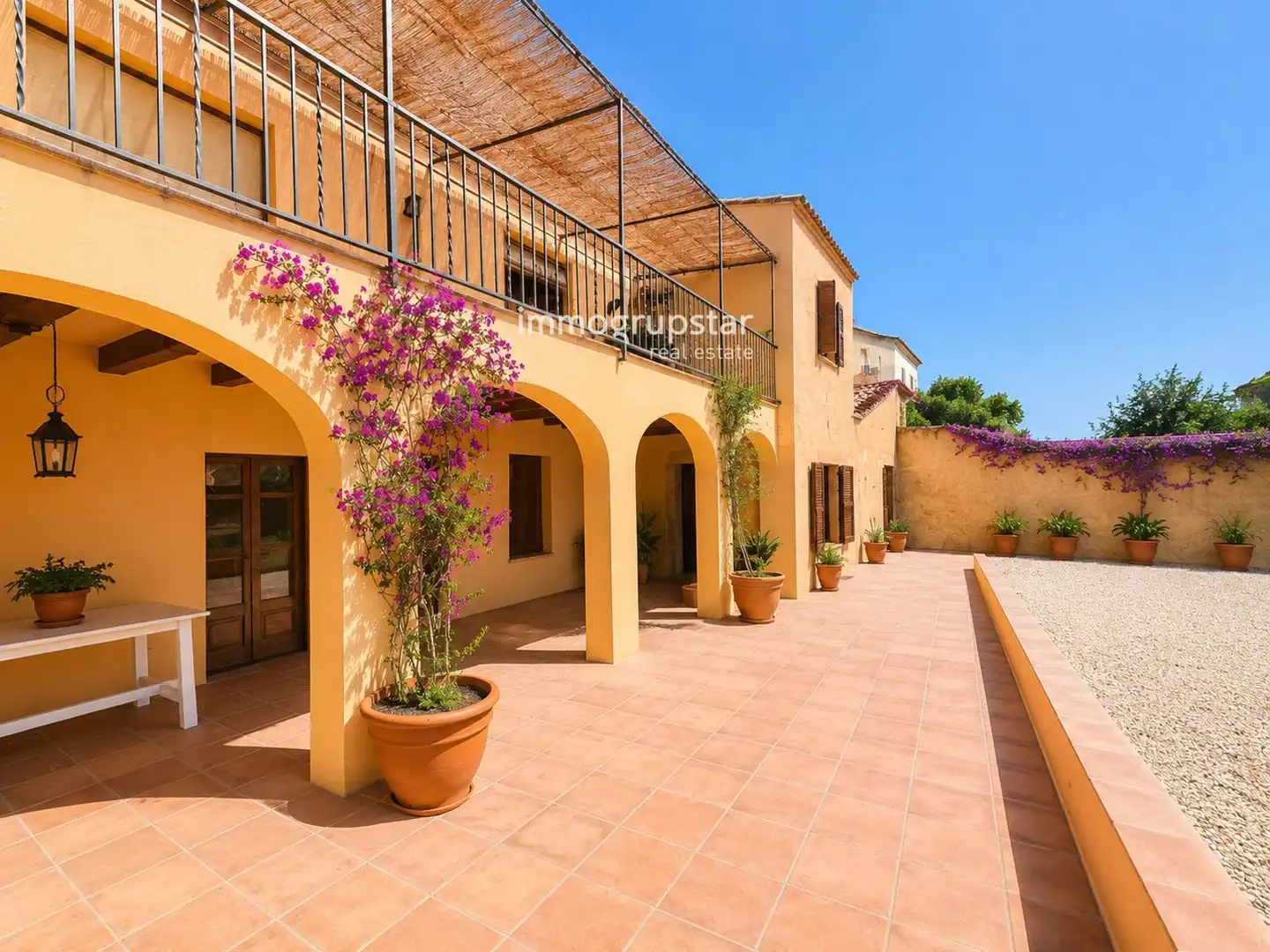 Casa con terraza en venta en Anselm Clave, imagen 2