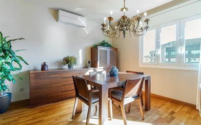 Dining room of Flat for sale in  Barcelona Capital  with Air Conditioner, Heating and Parquet flooring