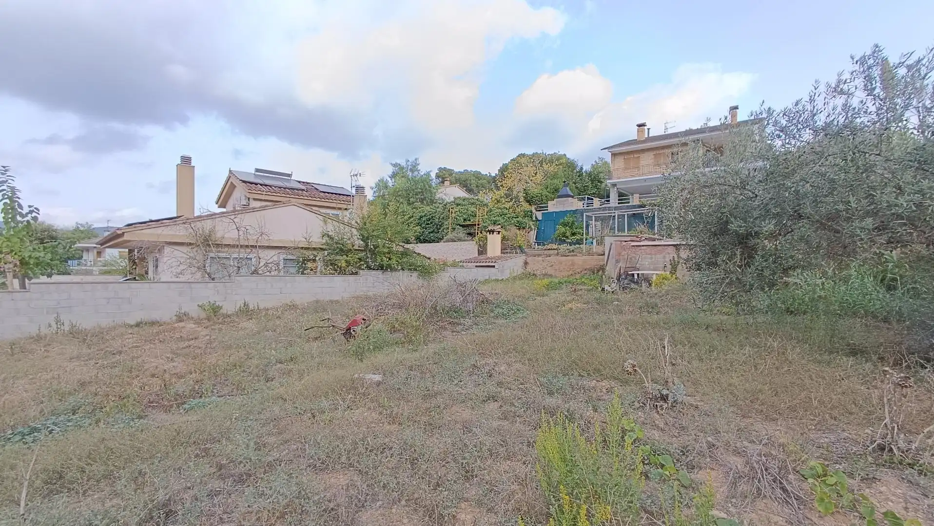 Terreno residencial en venta en Canyelles, imagen 3