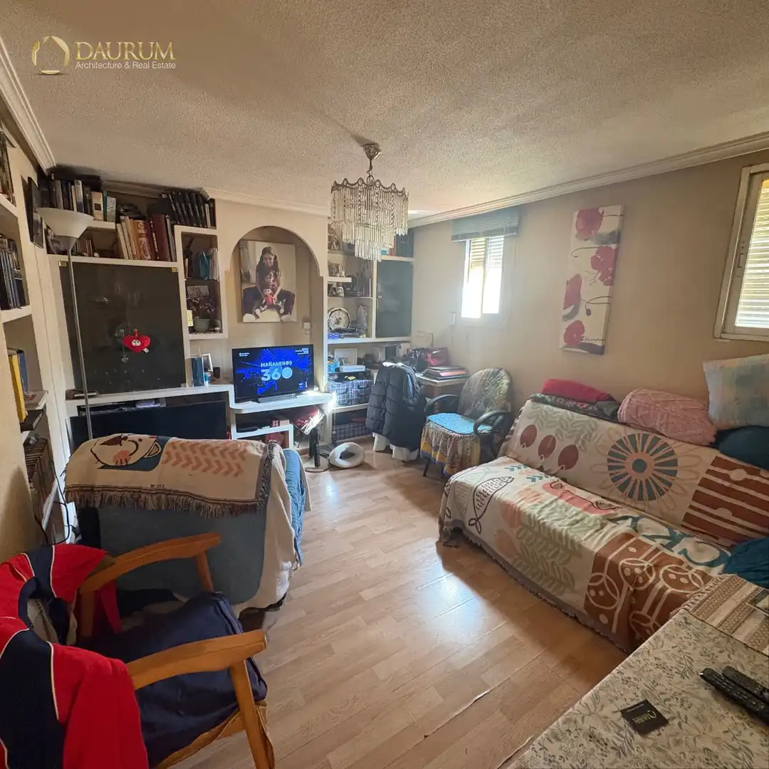 Sala de estar de Piso en venta en Madrid con Aire acondicionado, Calefacción y Amueblado