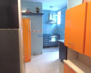 Kitchen of Flat to rent in  Sevilla Capital  with Air Conditioner and Terrace