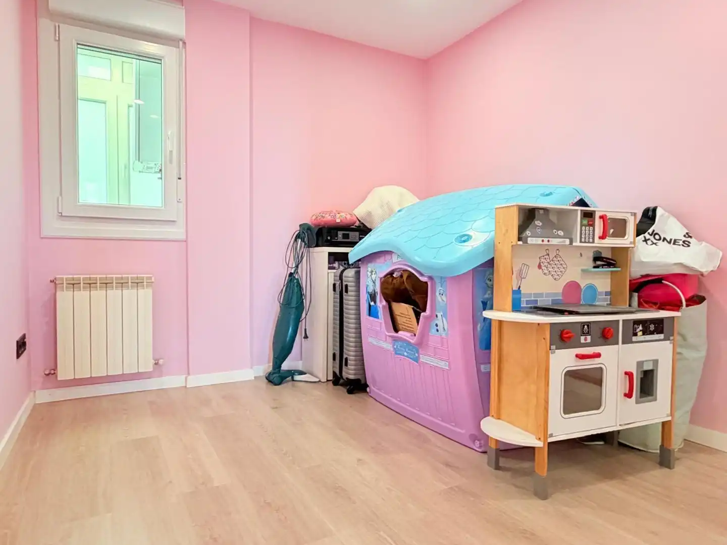 Habitación de Piso en venta en Vigo  con Aire acondicionado y Calefacción