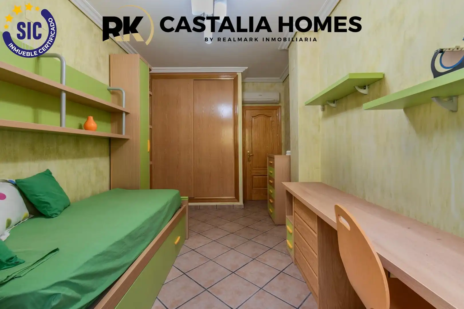 Dormitori de Casa o xalet en venda en Borriol amb Aire condicionat, Calefacció i Jardí privat