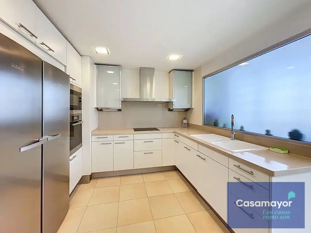 Kitchen of Attic for sale in Alicante / Alacant  with Air Conditioner, Heating and Terrace