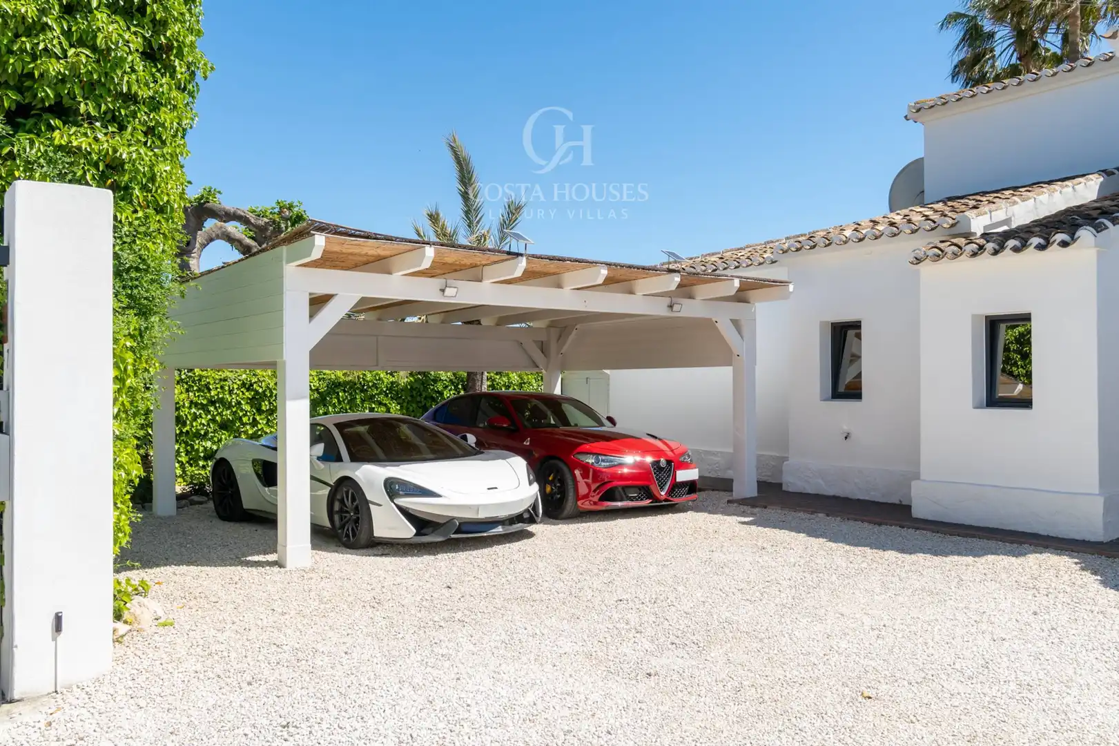 Parking of Houses for sale in Jávea / Xàbia  with Air Conditioner, Heating and Private garden
