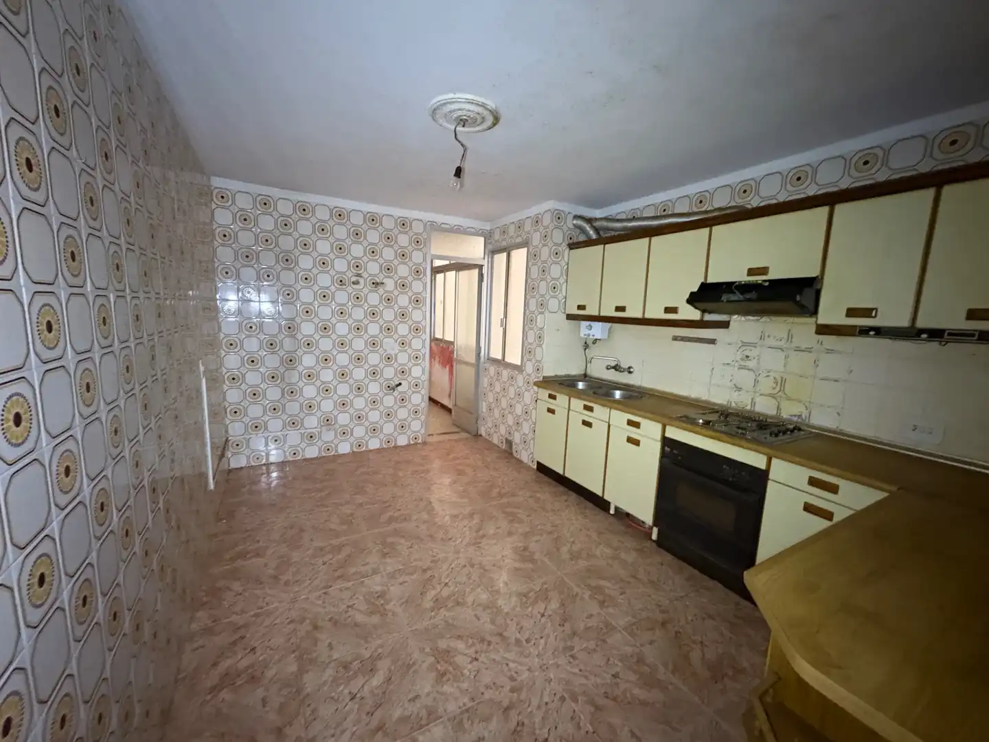 Kitchen of Flat for sale in Narón  with Storage room