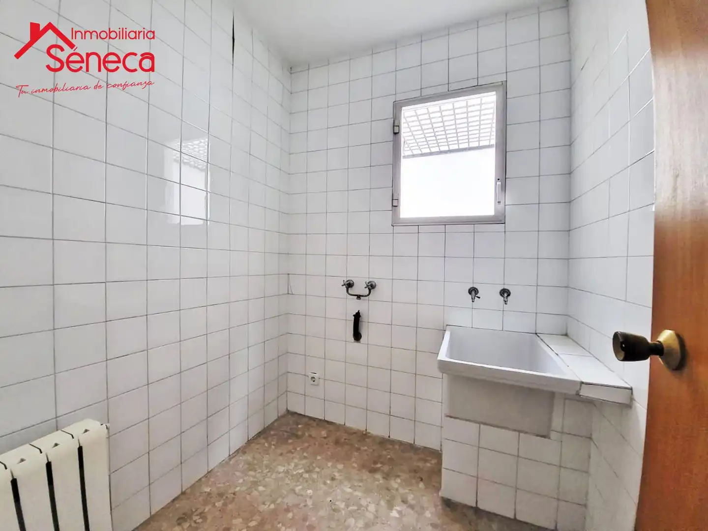 Bany de Edifici en venda en Córdoba