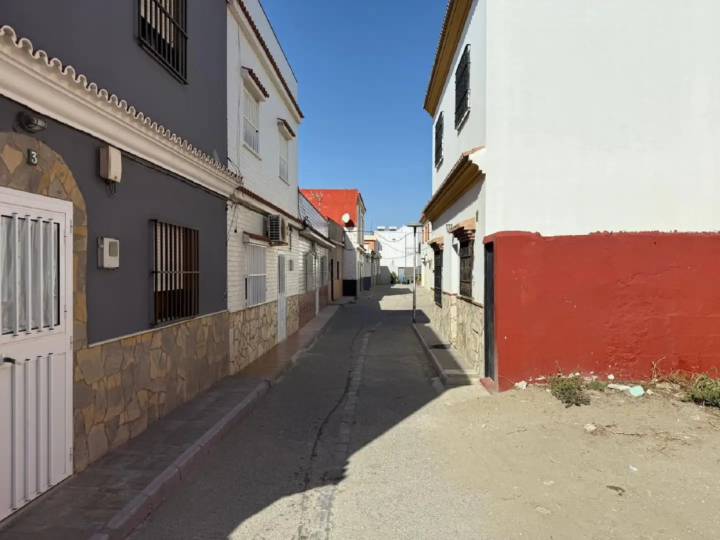 Exterior view of Houses for sale in La Línea de la Concepción