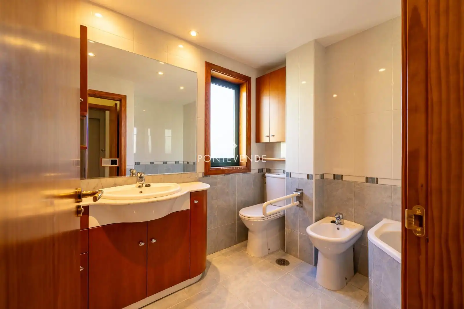 Detached homes for sale in Raposa, 17, Bouzas