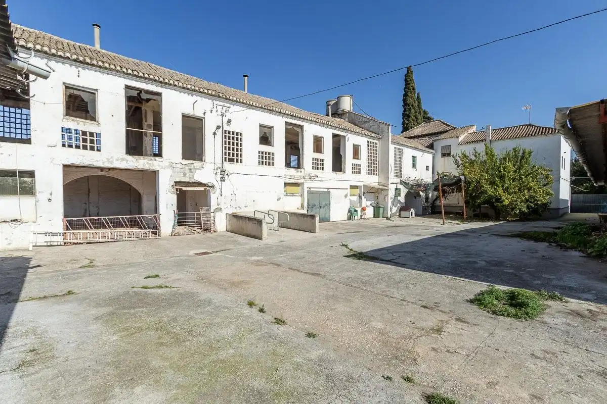 Casa rústica amb terrassa en venda a Santa Fe, imagen 30