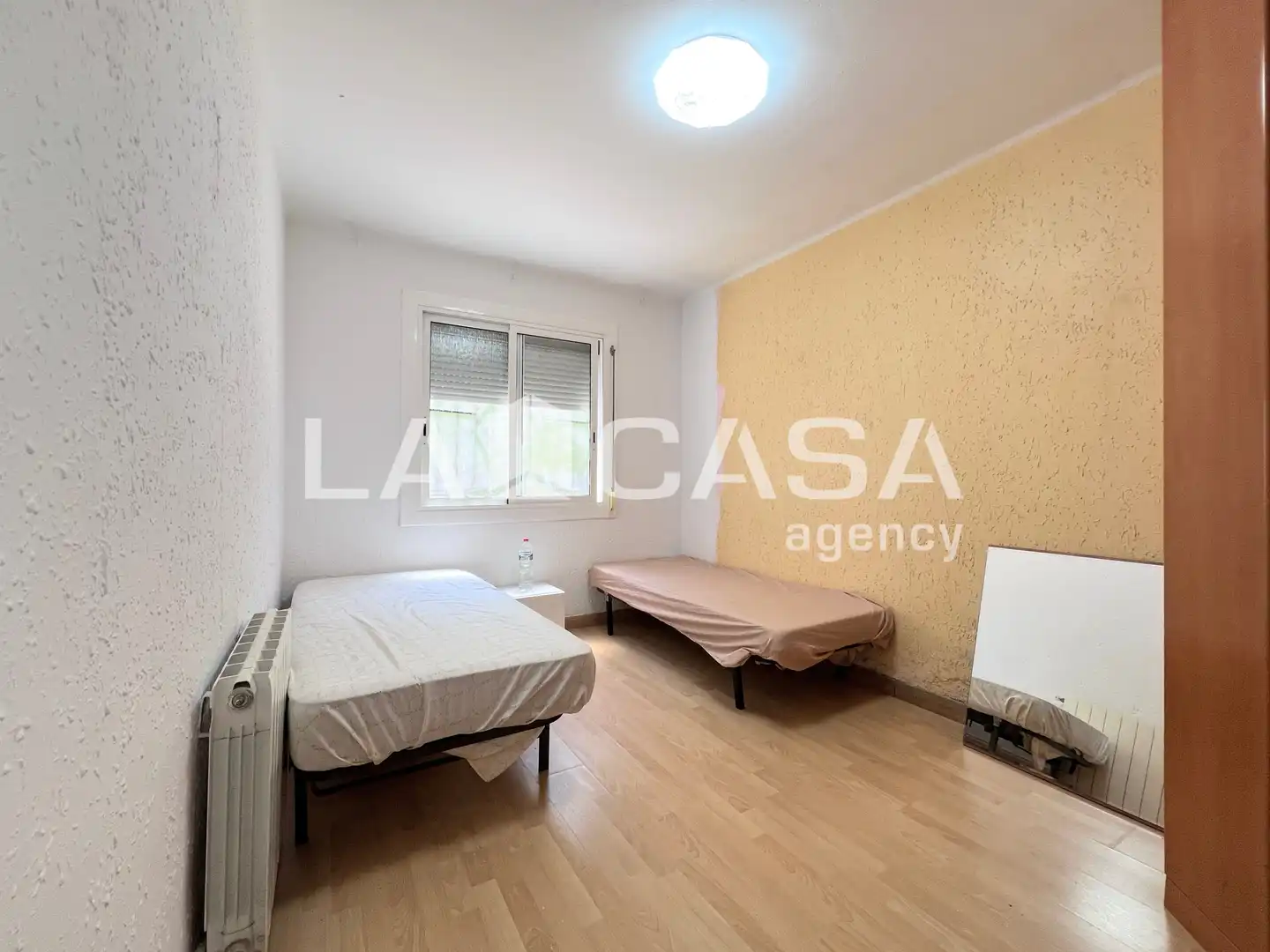 Planta baja en venta en Badalona con Calefacción