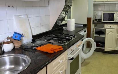 Kitchen of Flat to rent in Santiago de Compostela 