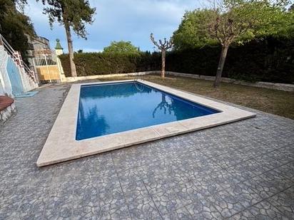 Swimming pool of Flat for sale in Sant Vicenç Dels Horts  with Air Conditioner, Heating and Community pool